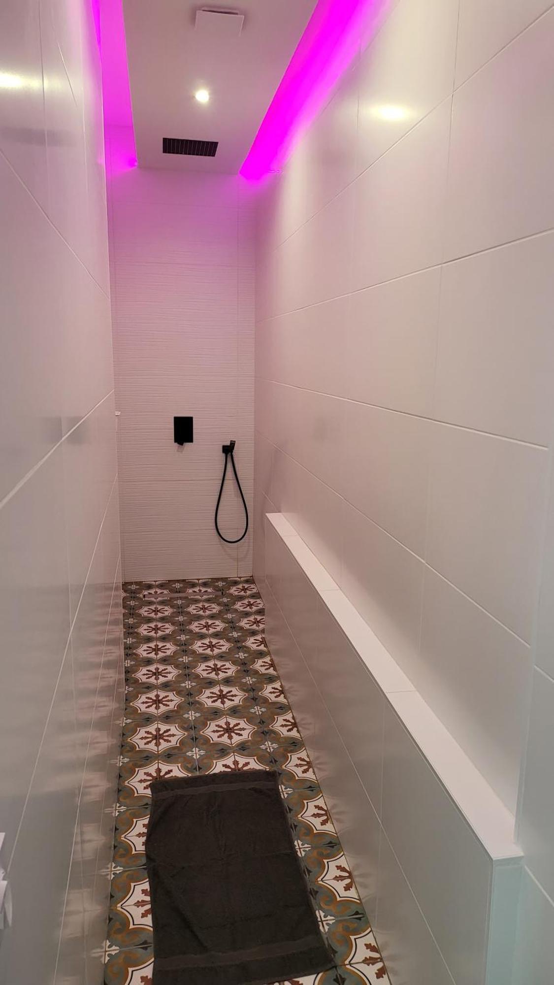 Martroi - Coeur De Ville - 3 Pieces 80 M2 Tv - Internet Haut Debit - Loisirs Et Affaires 奥尔良 外观 照片