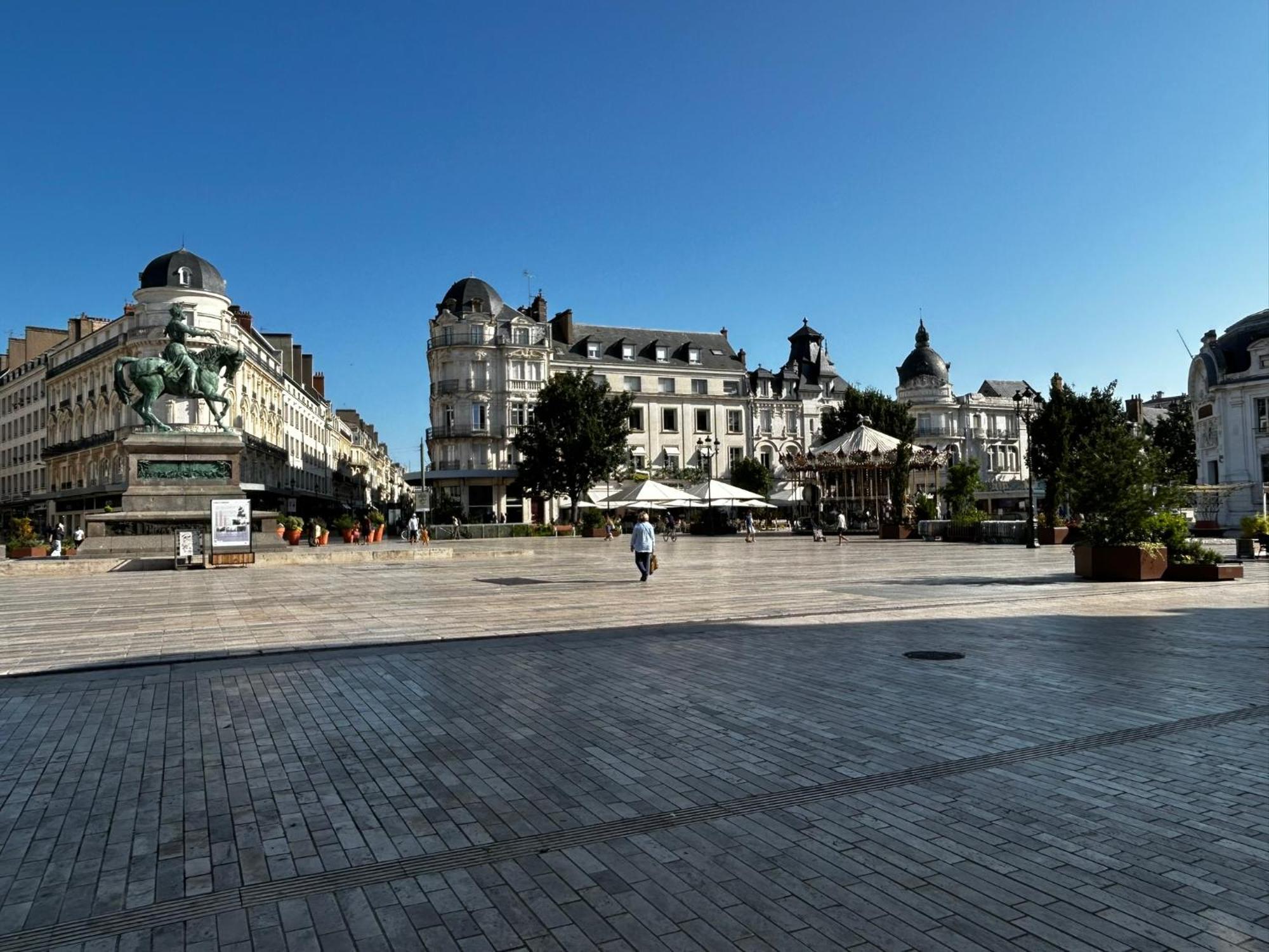 Martroi - Coeur De Ville - 3 Pieces 80 M2 Tv - Internet Haut Debit - Loisirs Et Affaires 奥尔良 外观 照片